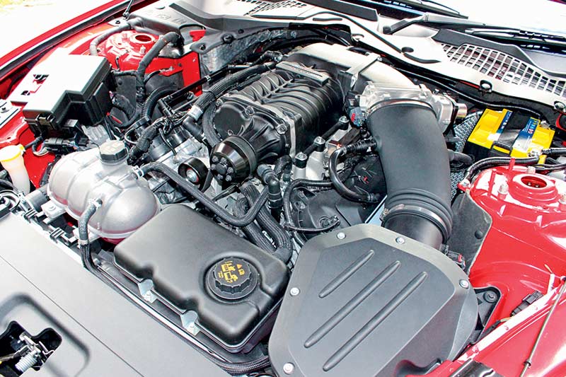 Roush -mustang -engine -bay