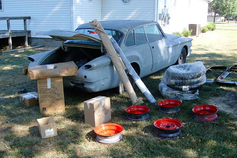 Plymouth -valiant -before -resto