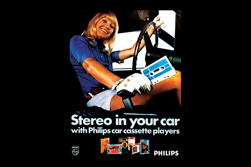 Phillips -stereo -2