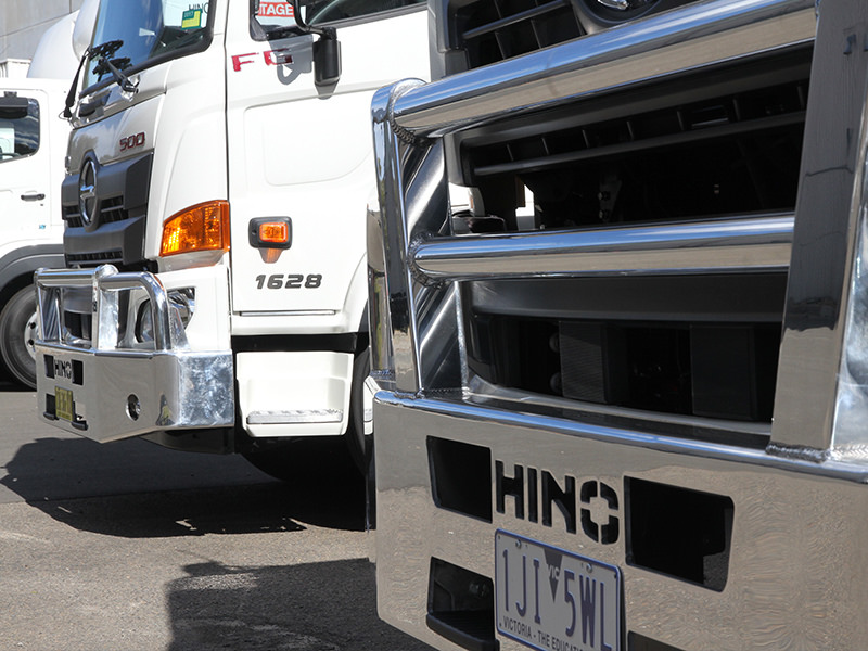 Handy for regional roles where furry grasshoppers abound, stylish bullbars have been designed specifically for Hino’s latest 500-series wide-cab range