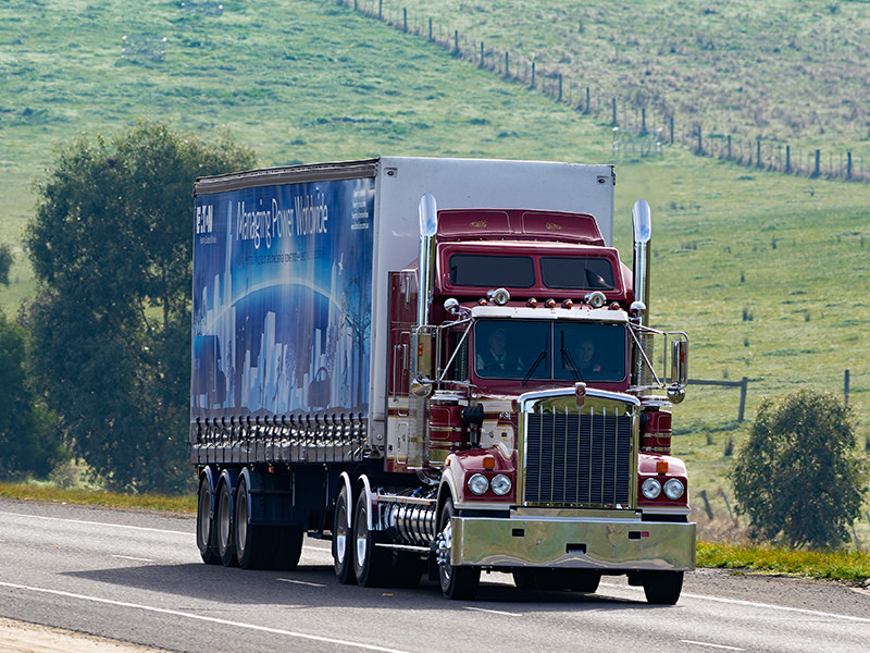 The Kenworth Legend T900 in action
