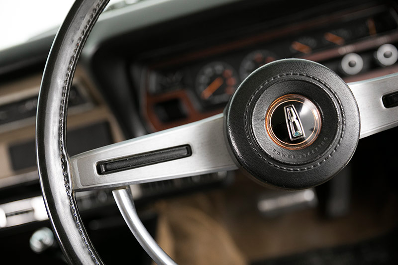 Chrysler -valiant -steering -wheel