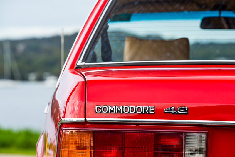 Vb commodore tail deals lights