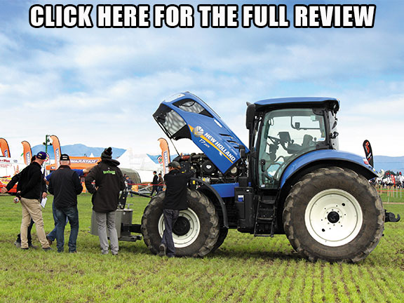 New Holland T7.225 side on