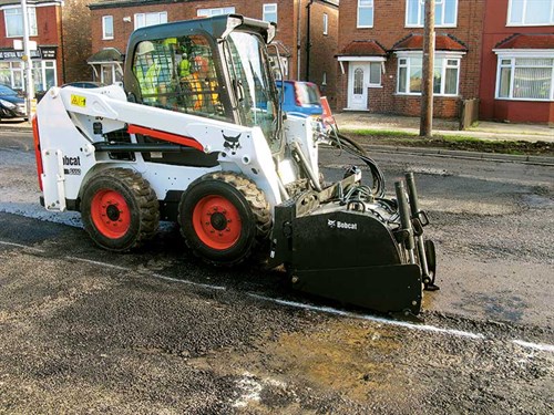 Bobcat -Skid -Steer -Loader -S550H-Planer US-Roadconstruction -001_140130