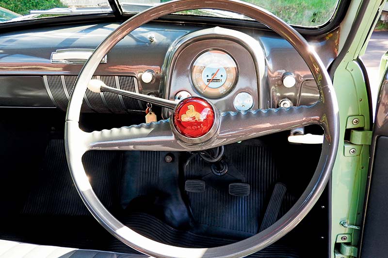 Holden -ute -steering -wheel