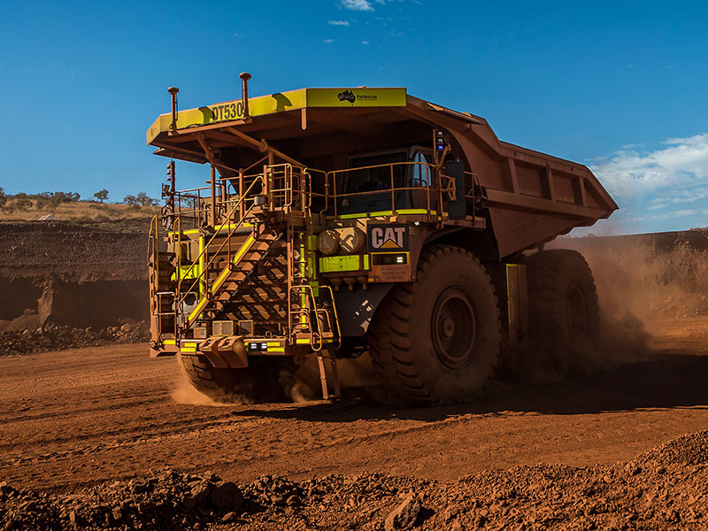 Cat haul truck