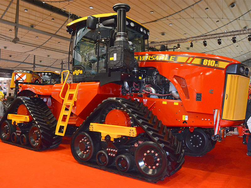 The DeltaTrack on display at Agritechnica 2017