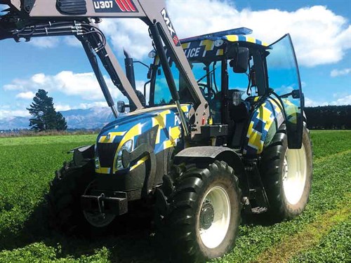 Police -tractor -3