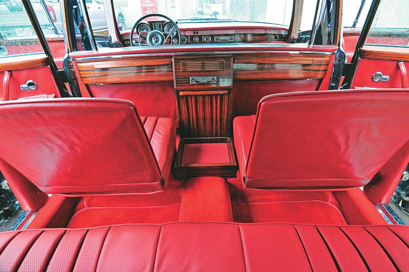 Mercedes -benz -pullman -interior