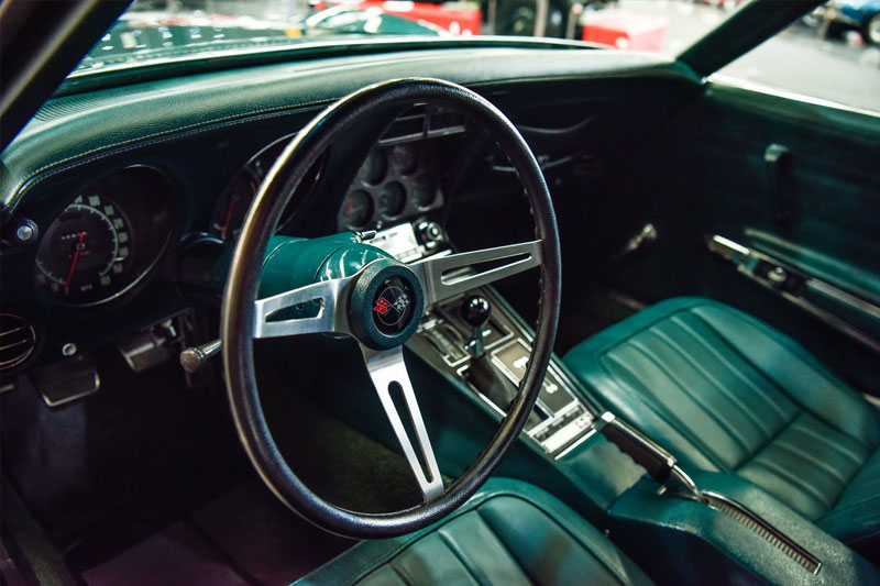 Gosford -preview -American -Corvette -interior