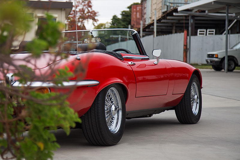 Jaguar -E-type -rear -flank