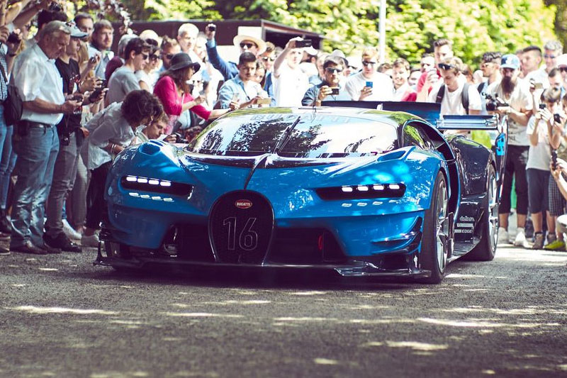 BMW-Concorso -Bugatti
