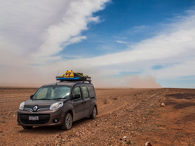 The Renault Kangoo Maxi Crew front on in the desert
