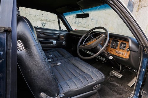 Chrysler -by -chrysler -interior