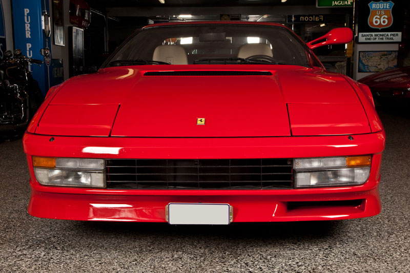 Lloyds -Ferrari -Testarossa