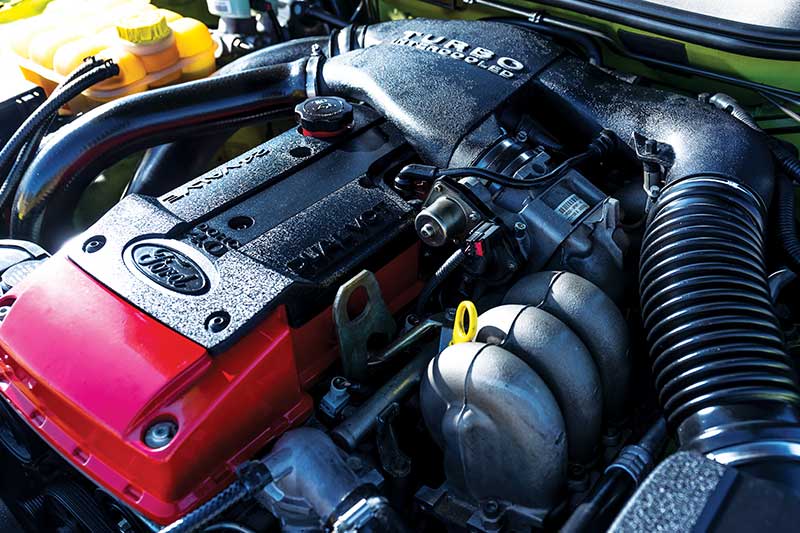 Ford -falcon -xr 6-engine