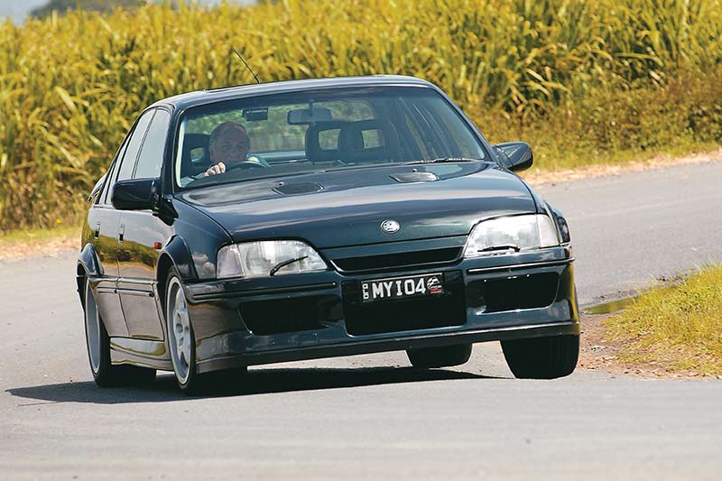 Lotus -carlton -onroad -3