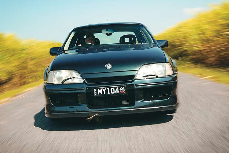 Lotus -carlton -onroad -2