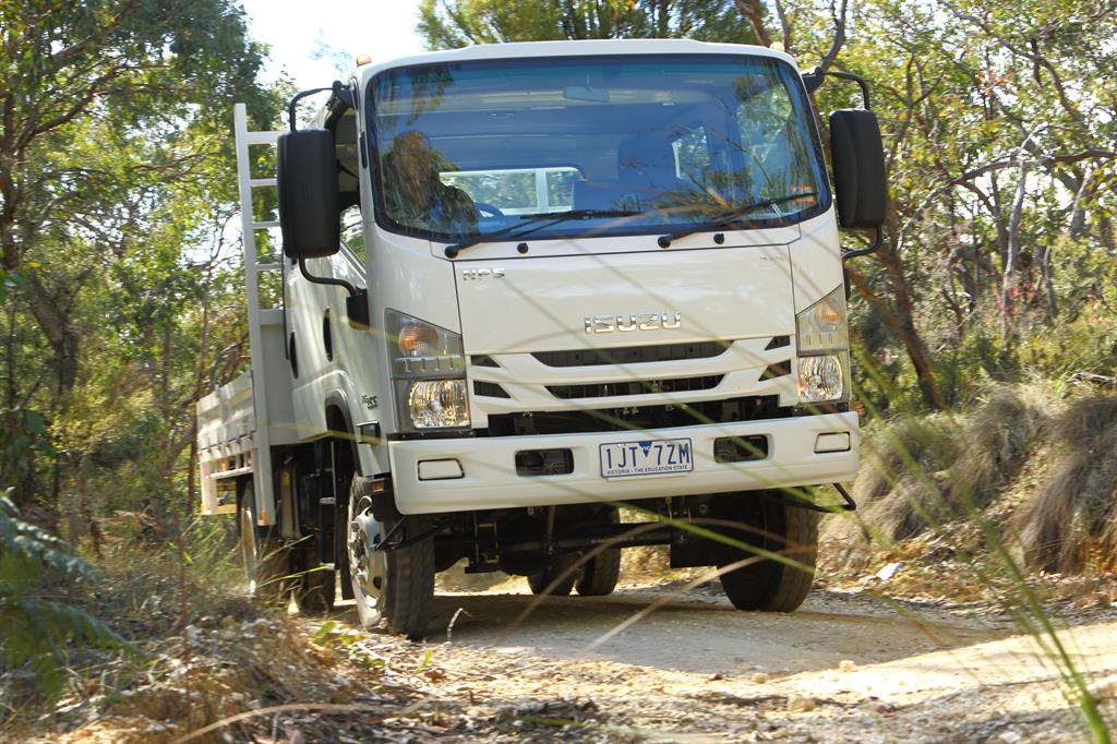 Isuzu Launches Nps 4x4 Innovation Locally News