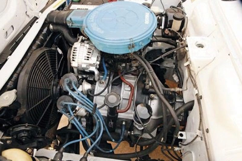 Mazda -rx 2-engine -bay