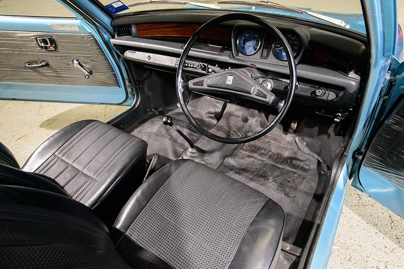 1973 honda civic interior