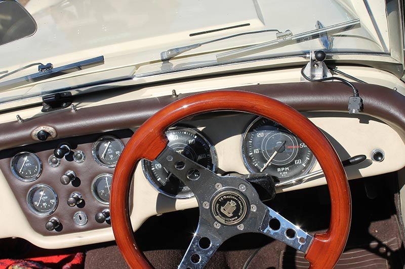 Triumph -dash