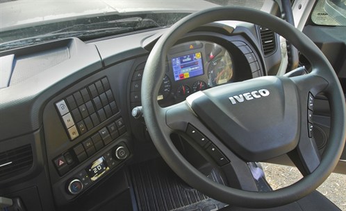 IVECO_Powerstar 6400 Dashboard