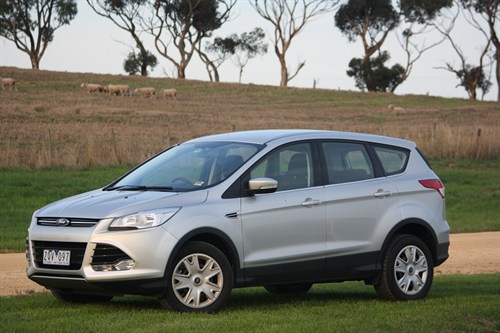 1_Ford Kuga Ambiente