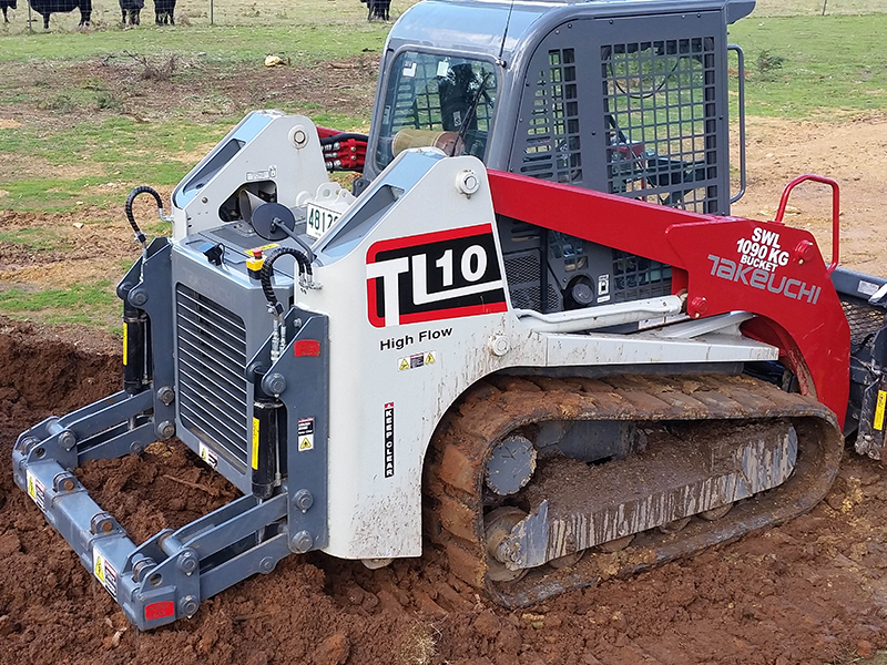 Takeuchi rear-mounted rippers